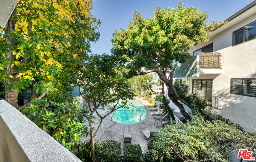 5000 S Centinela Avenue 214, Los Angeles, California 90066 home-pic-15